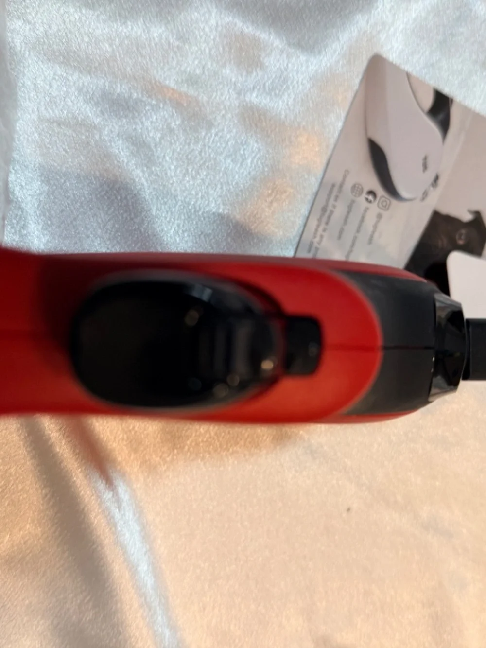 TUG Retractable Dog Leash Red Black 360 Tangle Free